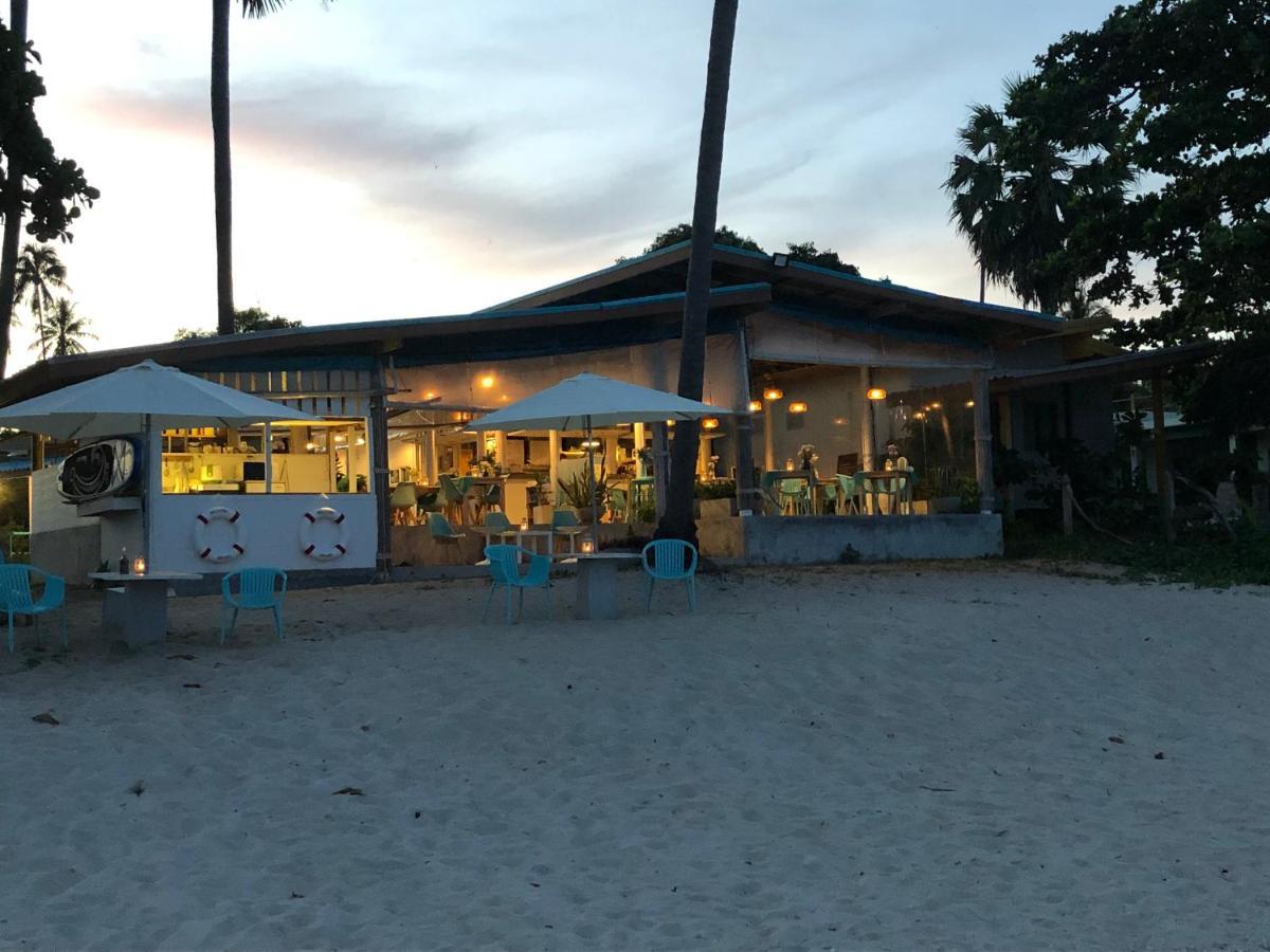 Le Petit Saint Tropez Hotel Khanom Exterior photo