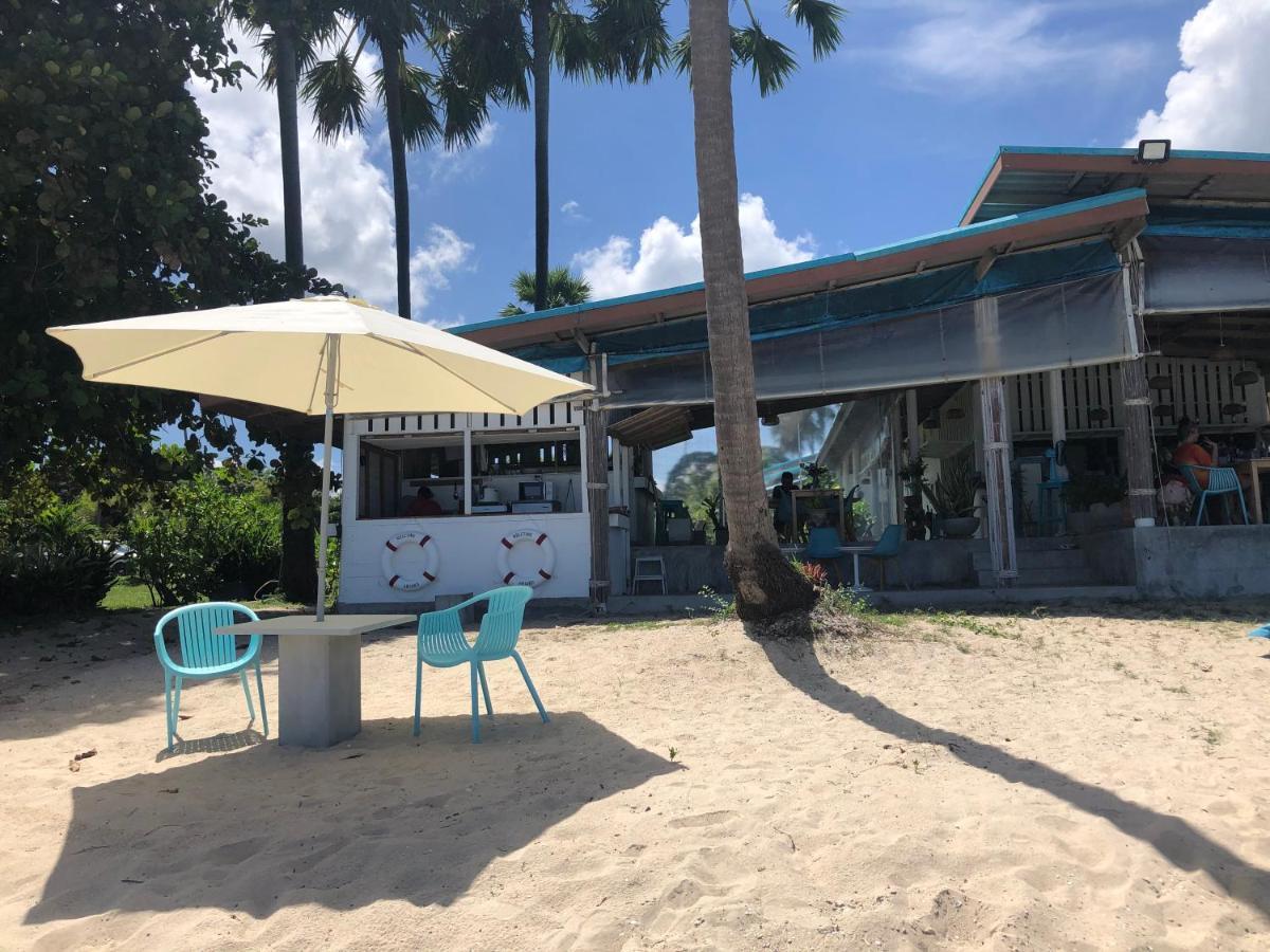 Le Petit Saint Tropez Hotel Khanom Exterior photo
